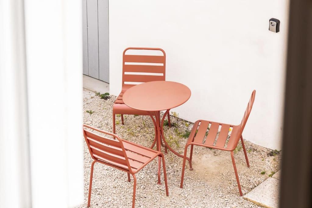 La Vie En Rose, Studio Cv Beaune Бон Екстериор снимка